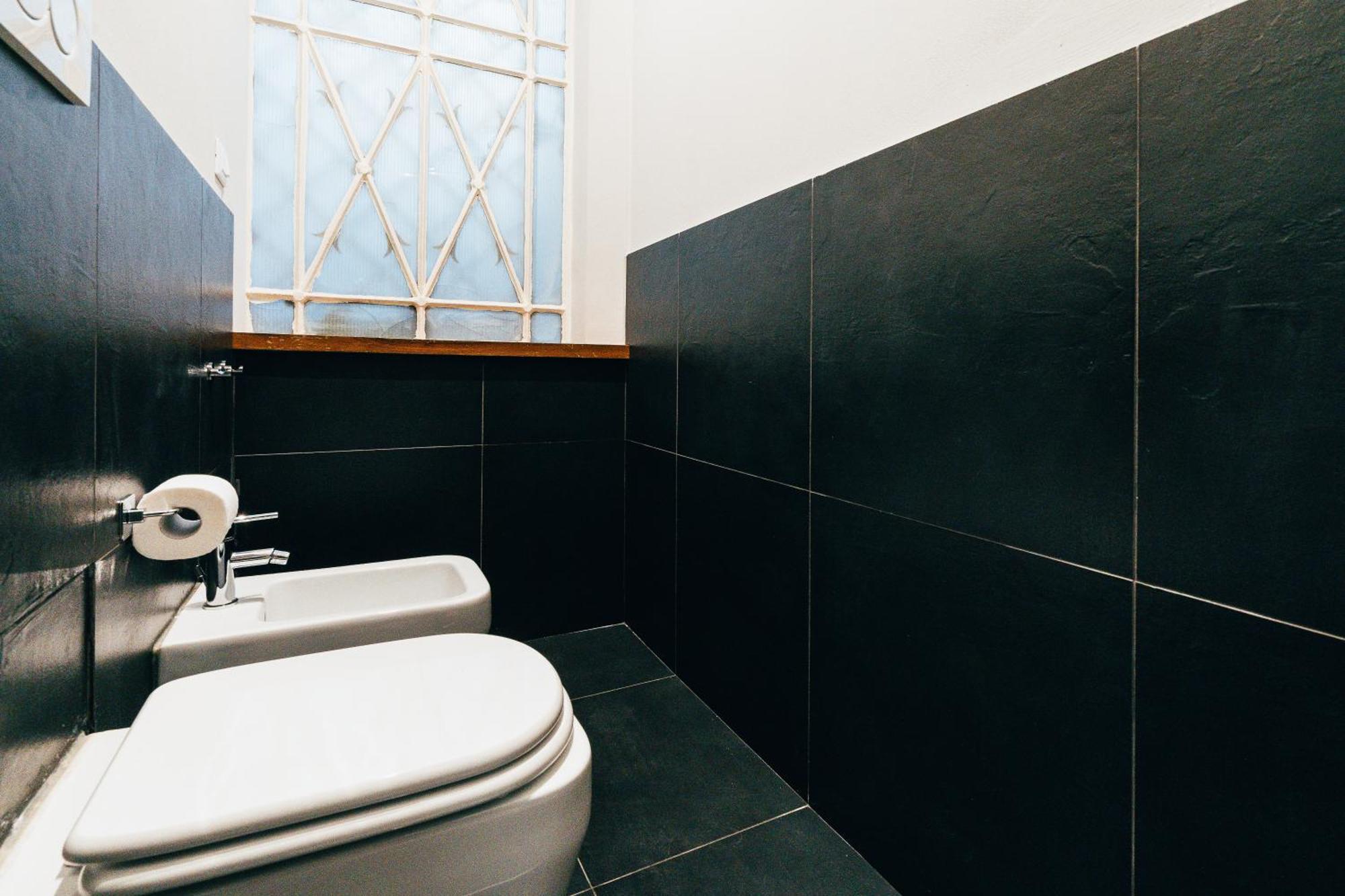 Bologna Suites - Private Bathroom Exterior foto